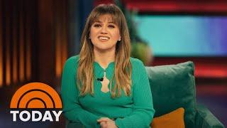 Kelly Clarkson says weight loss is aided by prescription medication [0e7w8aj0m]